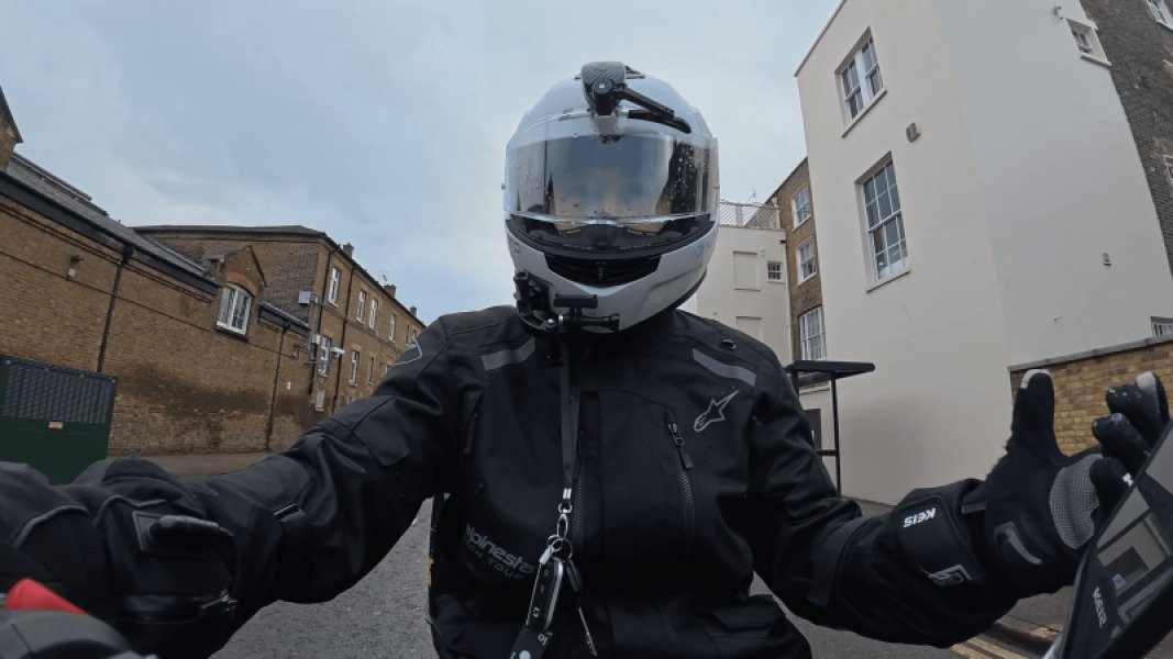 London Hustle Showcases BIKERGUARD in Action Again!