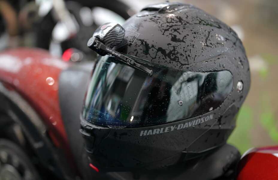 BIKERGUARD Featured in TNN: A Must-Have for Racing Fans in the Rain