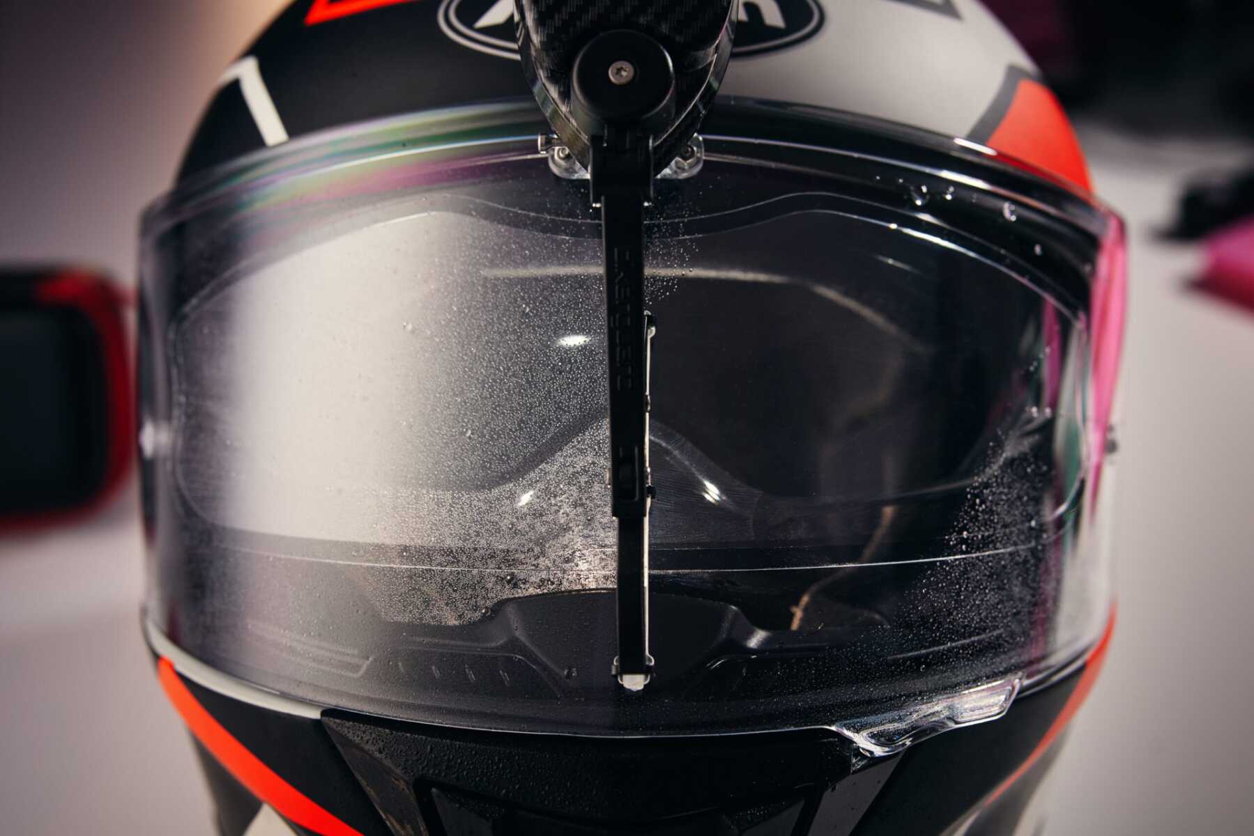 BIKERGUARD Featured in Click Petroleo e Gas: Revolutionizing Rainy Rides